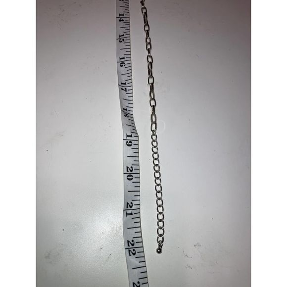 Pink flat circle necklace! - Picture 4 of 11